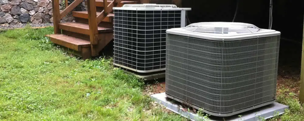 Heat pump installation and service units outside a home in Jacksonville, FL